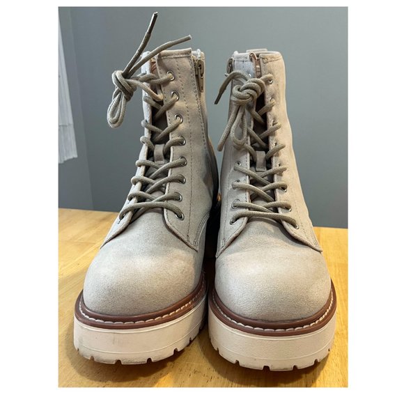 Brand new oasis society marissa faux suede lace up boot - Taupe/Beige (Size 8) - Picture 5 of 11